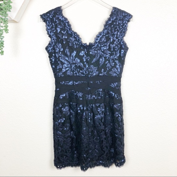Tadashi shoji paillette sequin lace v-neck dress - Picture 5 of 8